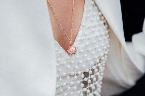 Luxe rose best sale necklace